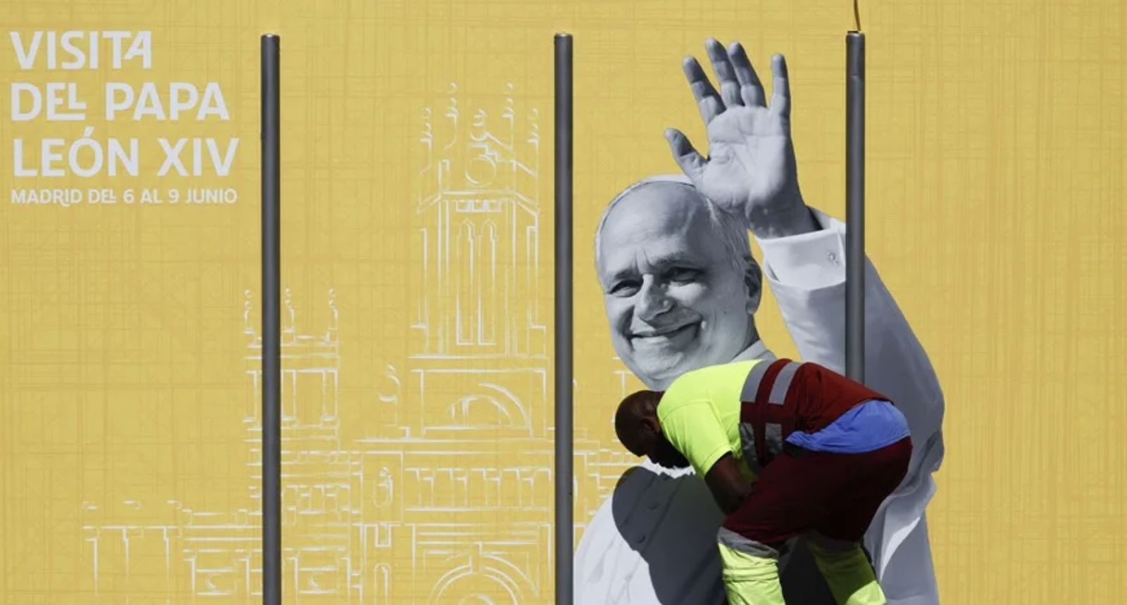 Todo listo para la llegada del Papa a España