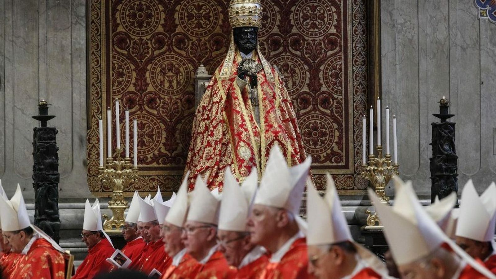 Obispos, hoy, en San Pedro