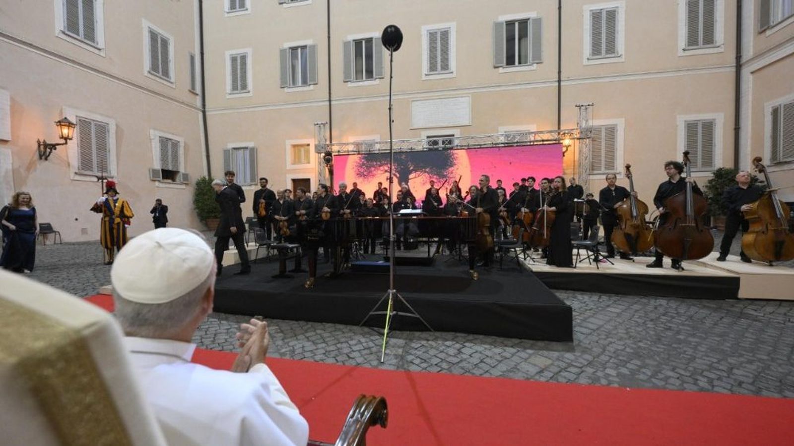 Concierto para el Papa en Castel Gandolfo organizado por la diócesis de Albano
