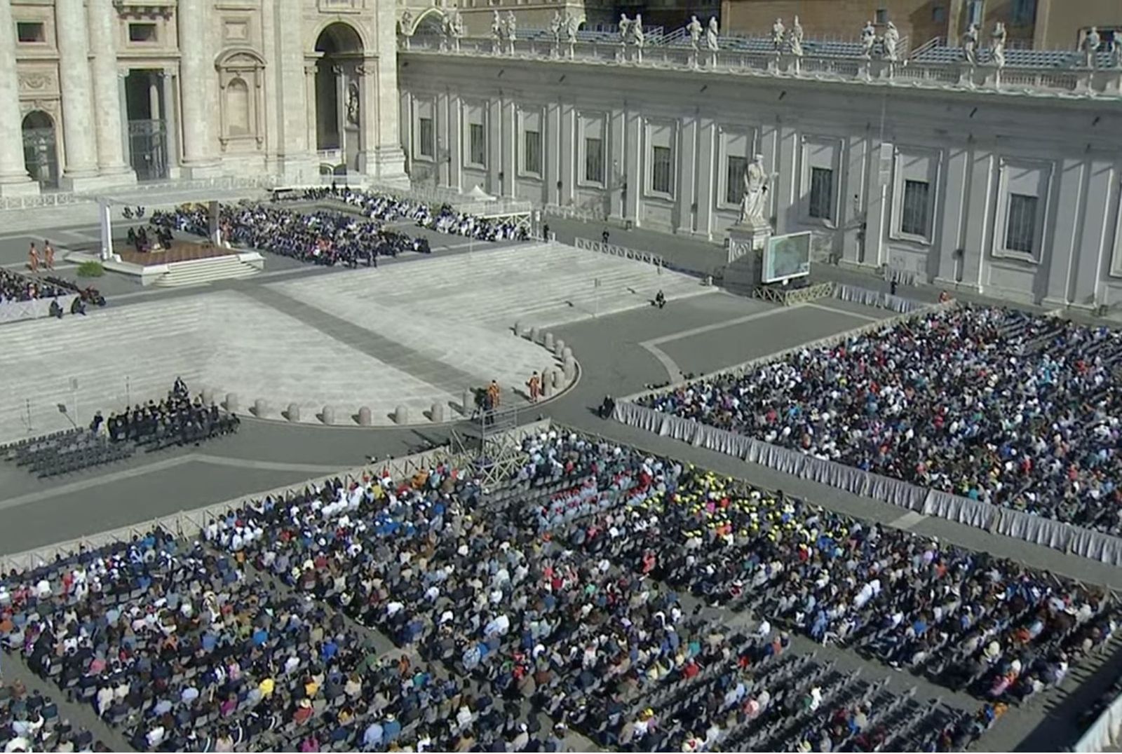 Audiencia general en la plaza de San Pedro