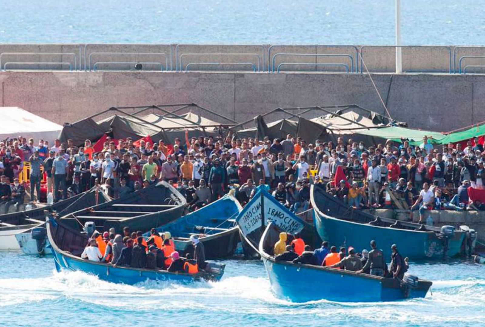 Inmigrantes en Arguineguín