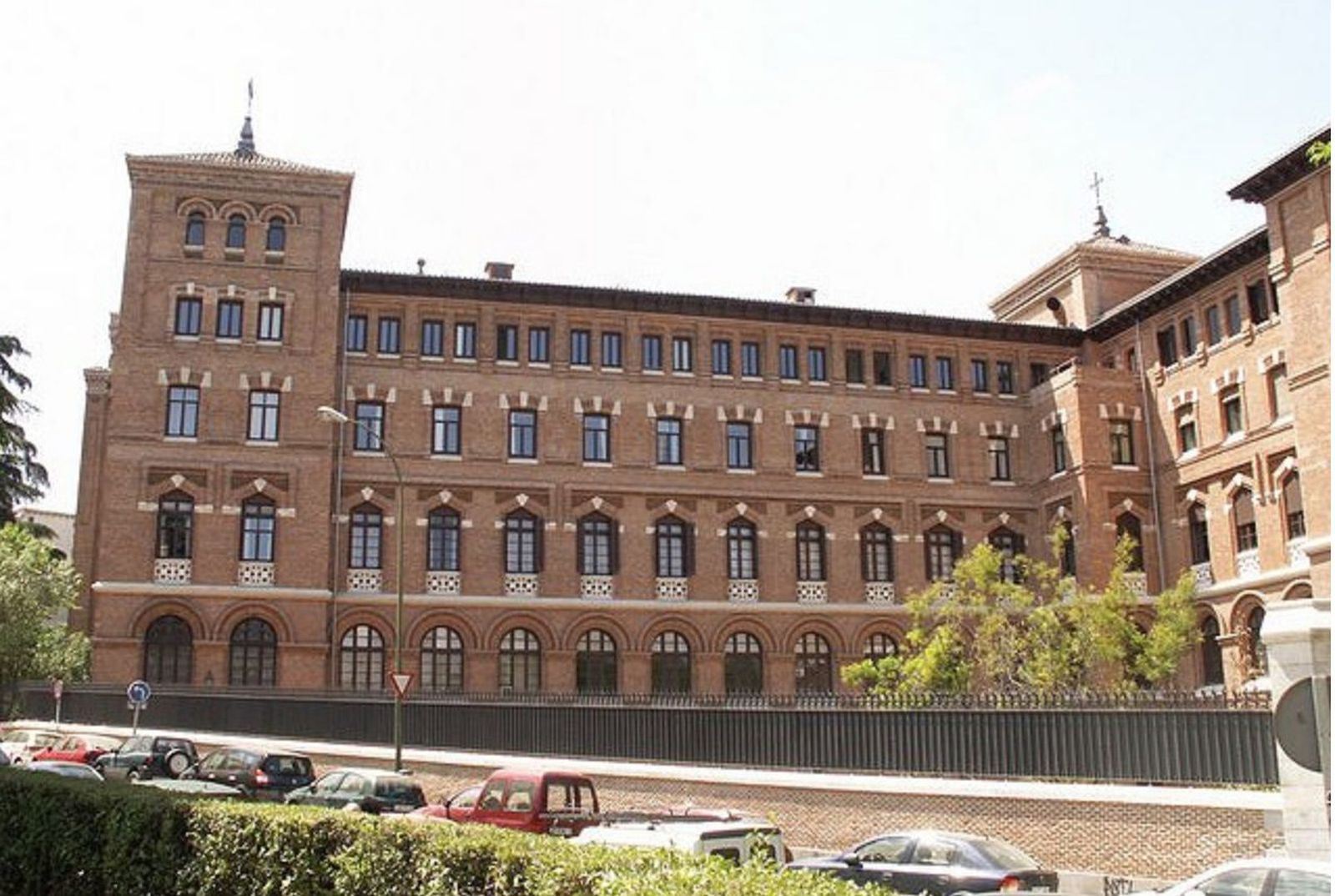 La Universidad San Dámaso