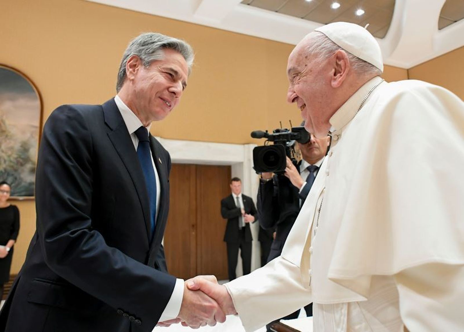 Blinken saludó al Papa Francisco
