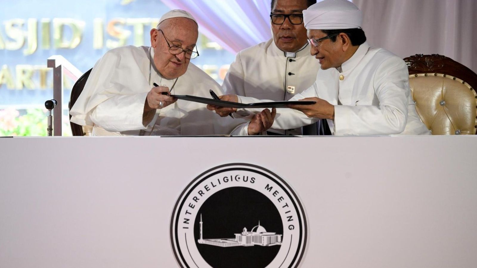 Firma de la declaración de Istiqlal