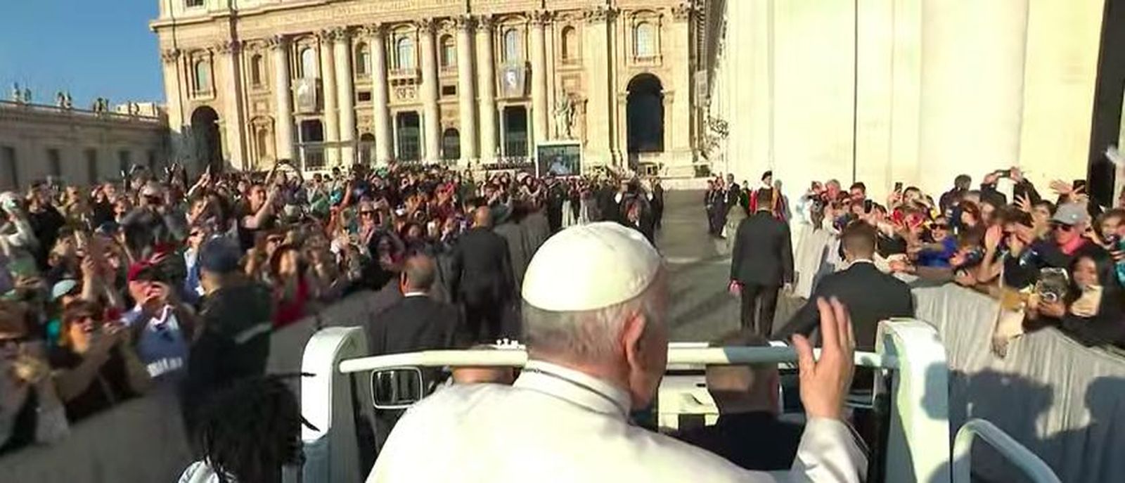 El Papa saludó a los fieles