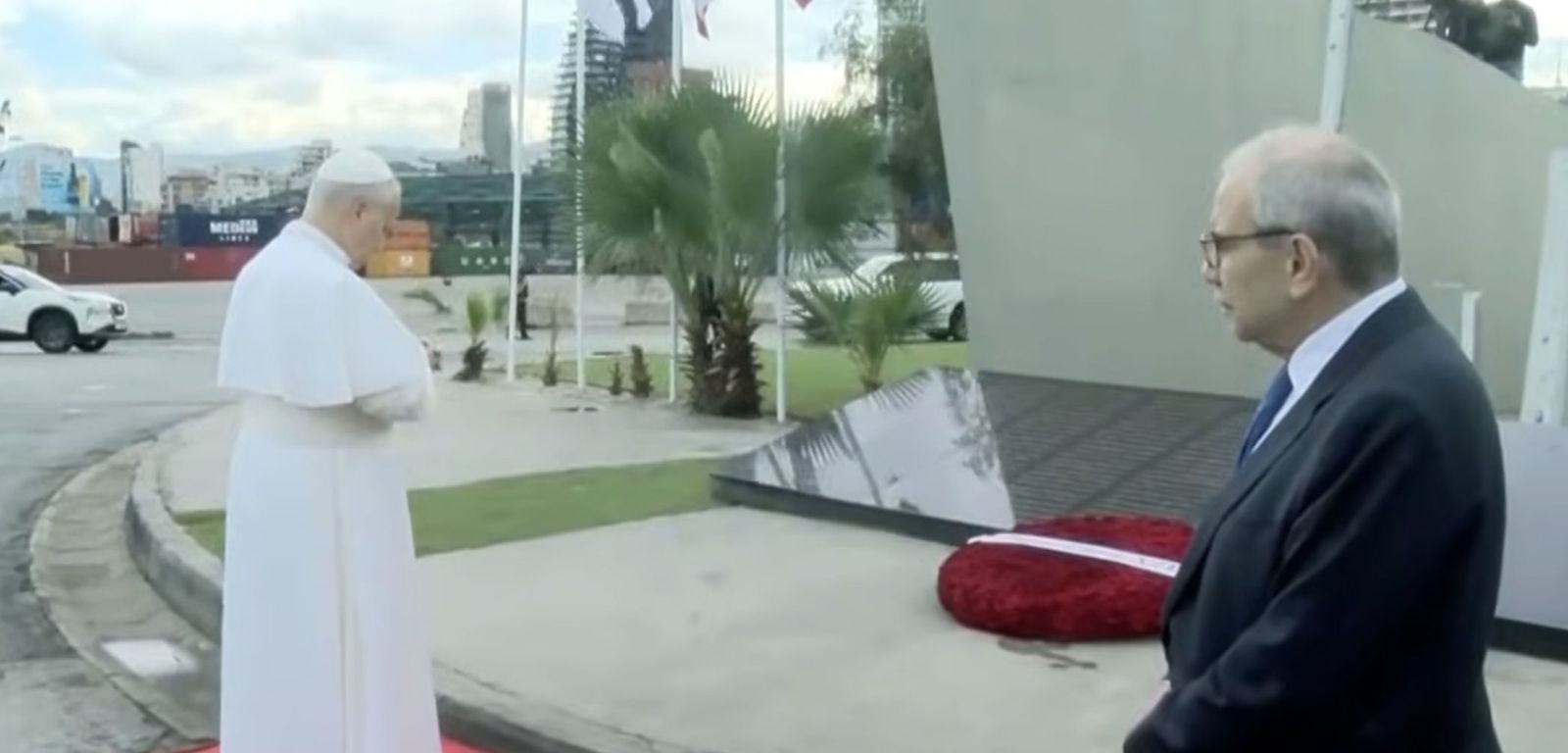 Oración del Papa en el puerto de Beirut