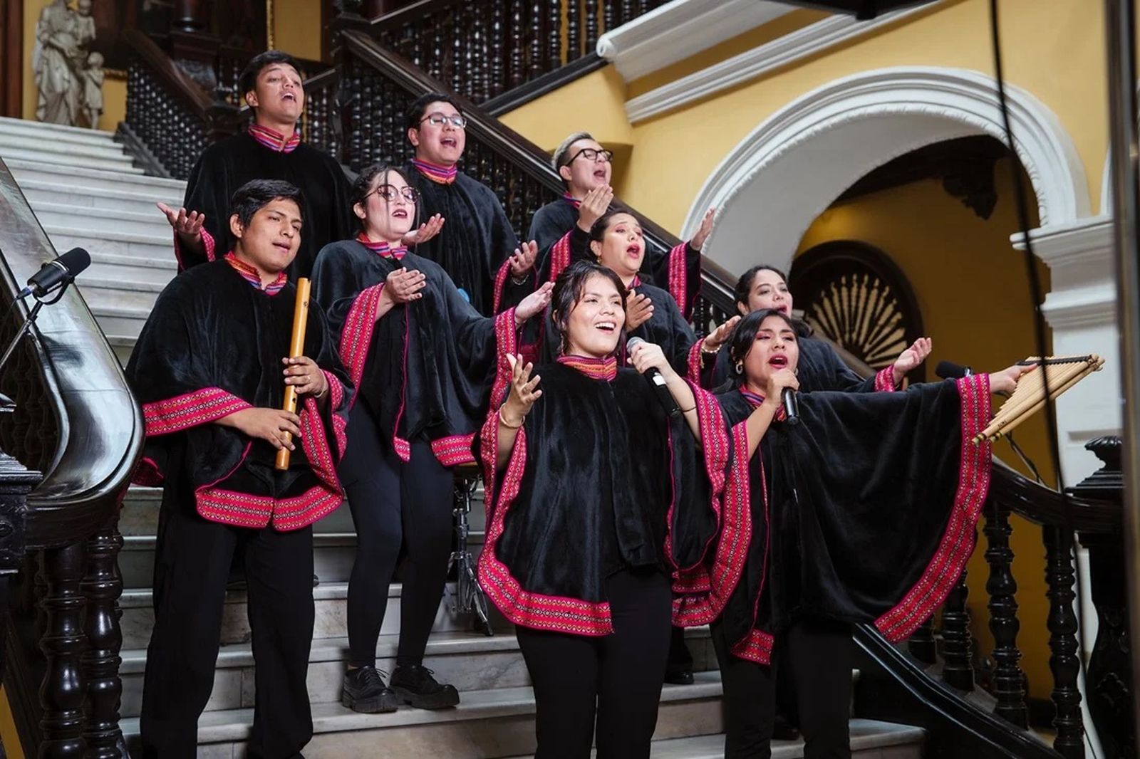 Coro Aguchita cantarán al Papa la canción 'León, hermano del camino'