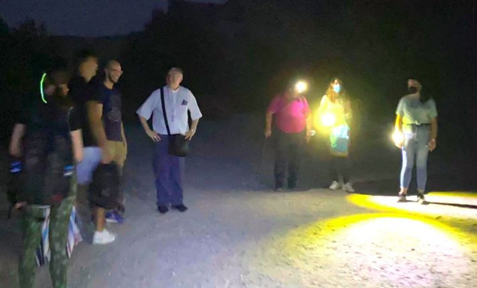 Gómez Cantero, con los jóvenes en el desierto