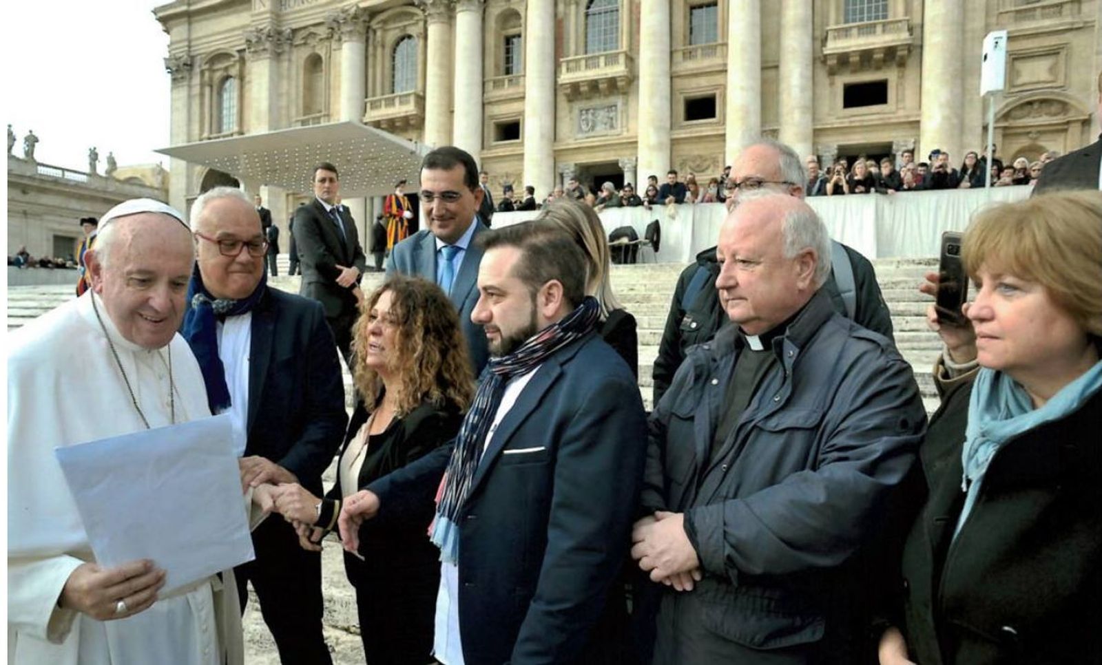 El Papa recibe cartas de reclusos de Picassent