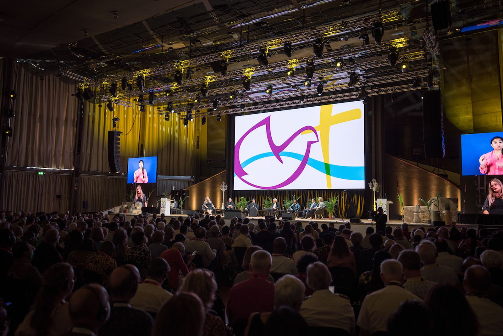 Las iglesias europeas reivindican el valor cristiano de la hospitalidad frente al odio al refugiado