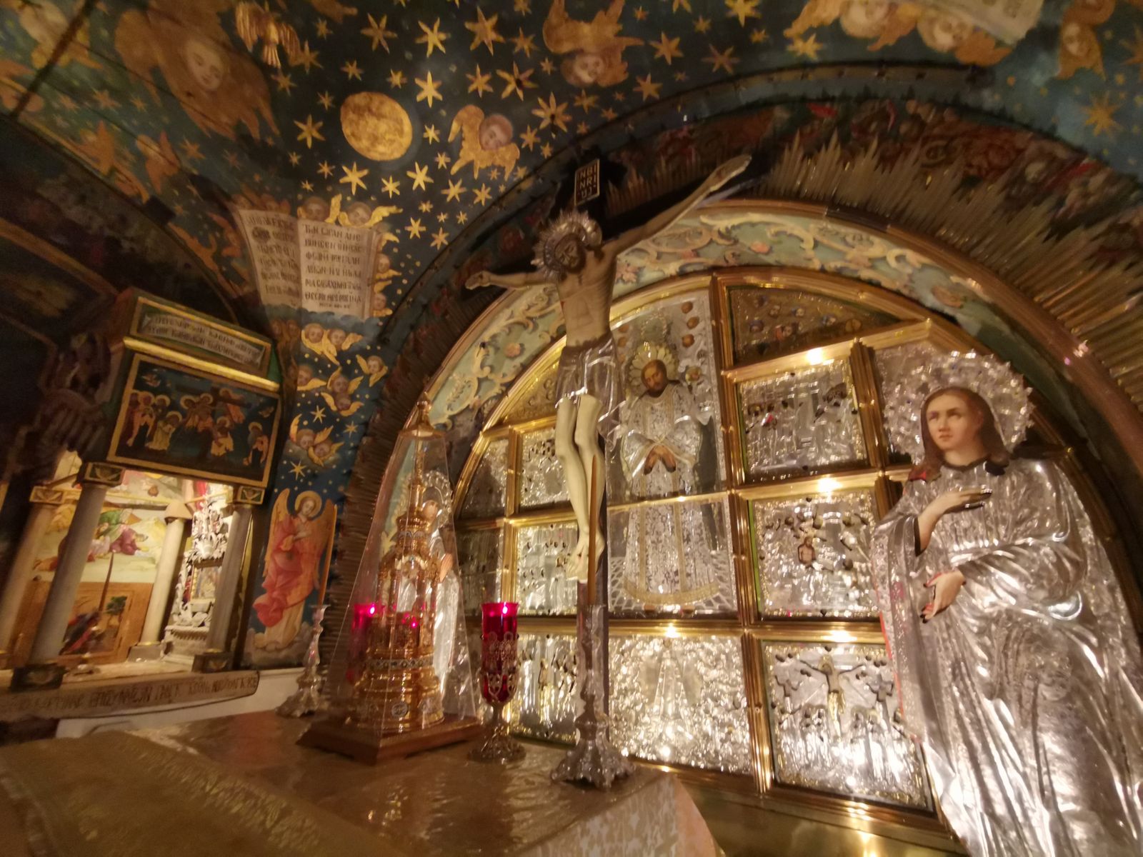 En la basílica del sepulcro