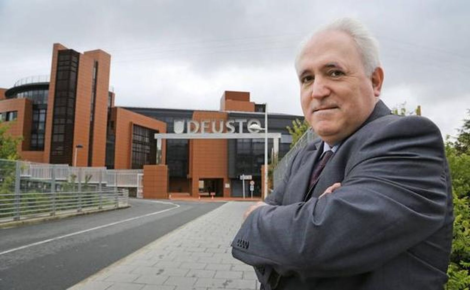 José María Guibert, SJ