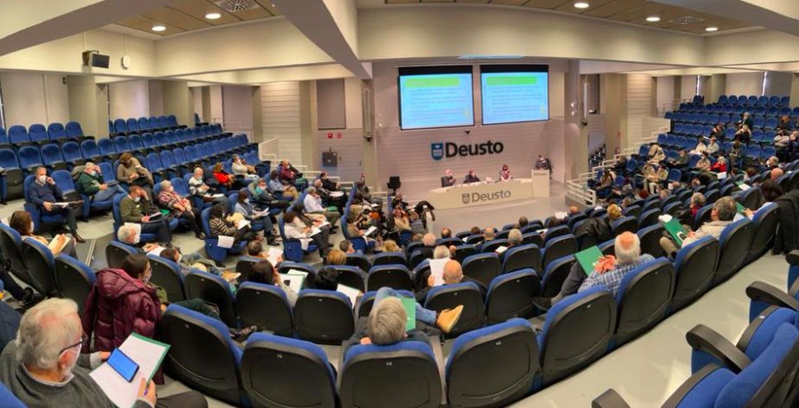 Encuentro sinodal de la diócesis de Bilbao en Deusto