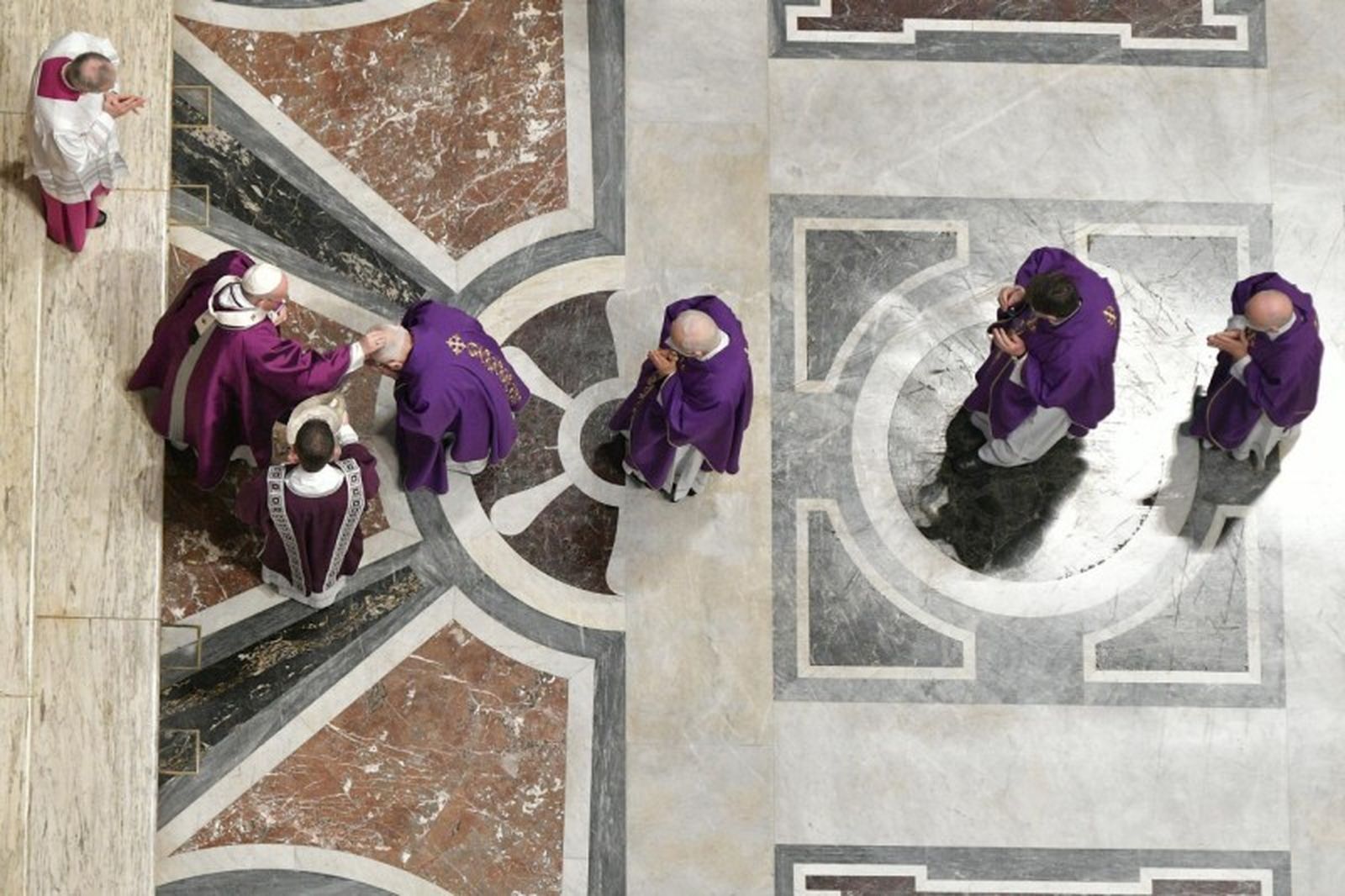 Vaticano pide respeto a las medidas anti contagio en las misas de Semana Santa