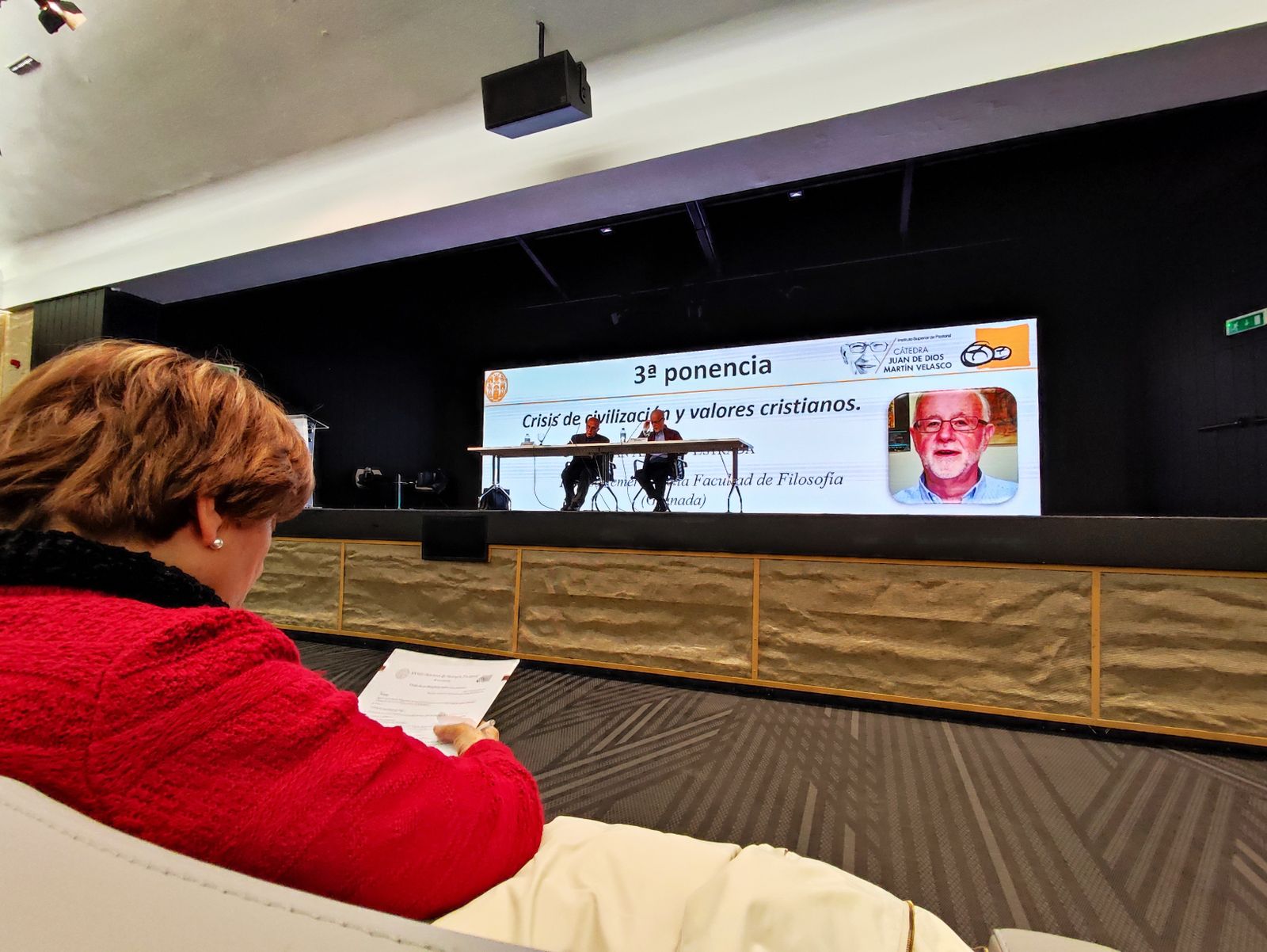 Juan Antonio Estrada, durante su ponencia