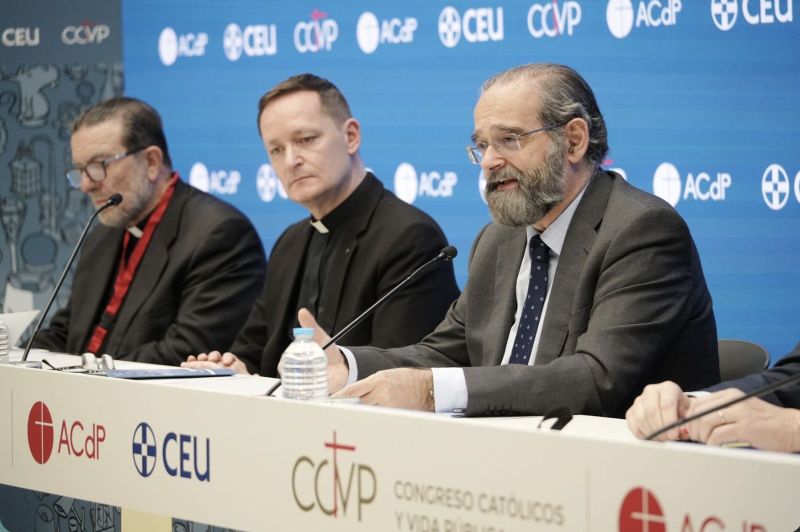 El presidente de la ACdP y del CEU, Alfonso Bullón de Mendoza