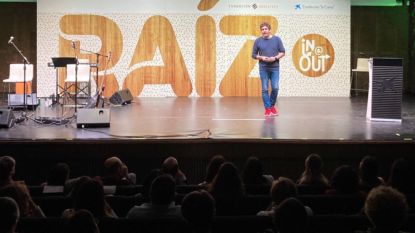 El maestro y conferenciante César Bona