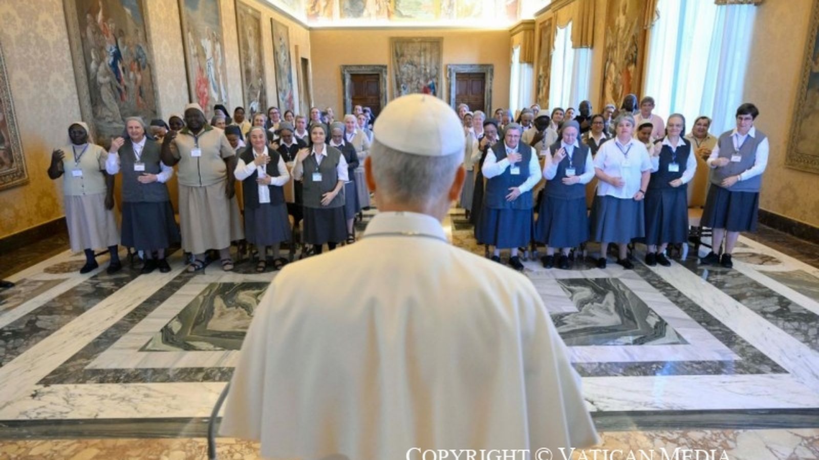 Audiencia papal a las hermanas de la Caridad