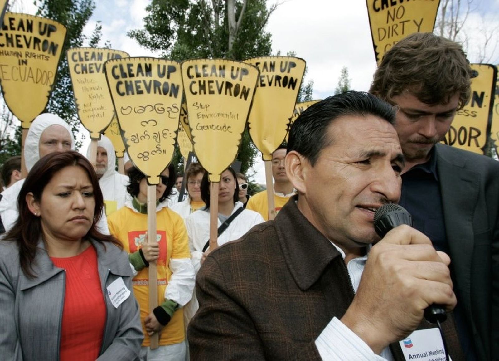 Luis Yanza, defensor de la Amazonía