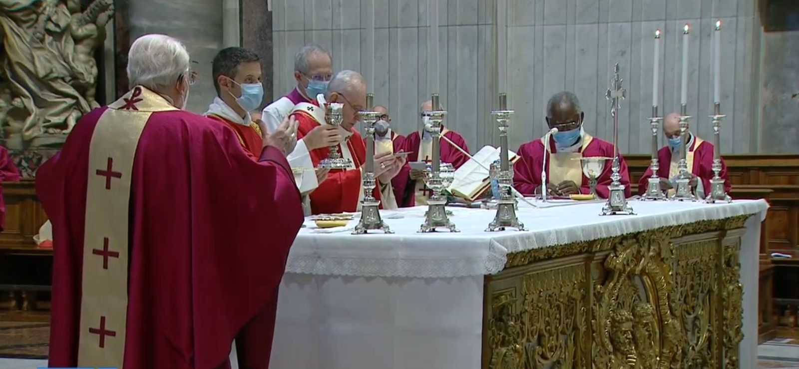 Misa por los cardenales y obispos difuntos