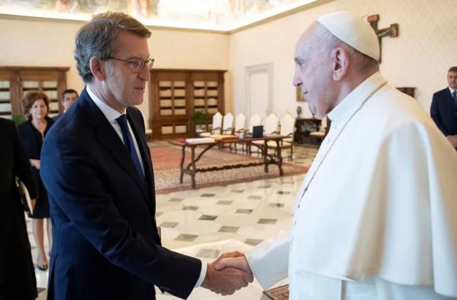 Francisco Núñez Feijóo y el papa Francisco