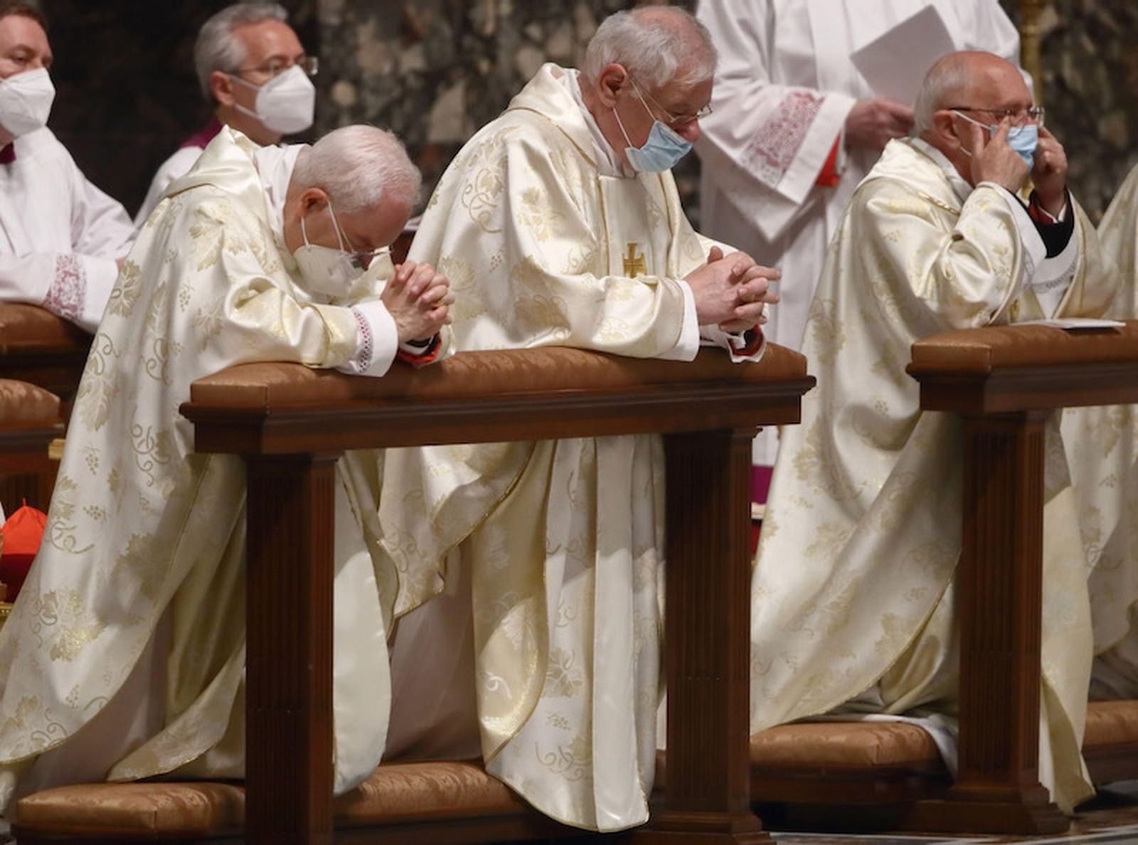 Müller vuelve a la carga: “La bendición de Dios es para el matrimonio entre un hombre y una mujer