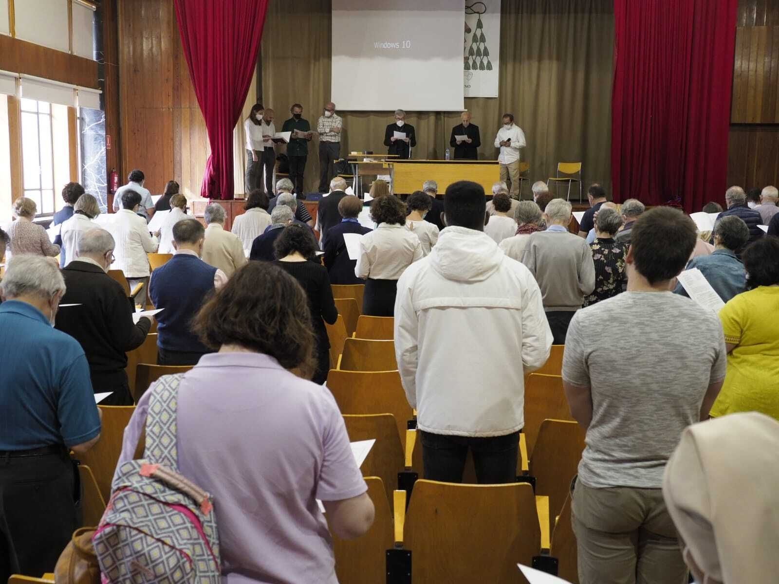 Los fieles de Valladolid piden una Iglesia "participativa, dialogante, menos clerical"