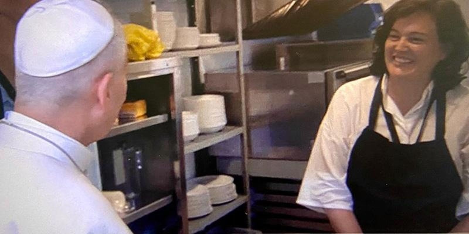 León XIV saluda a Teresa en el Cedia