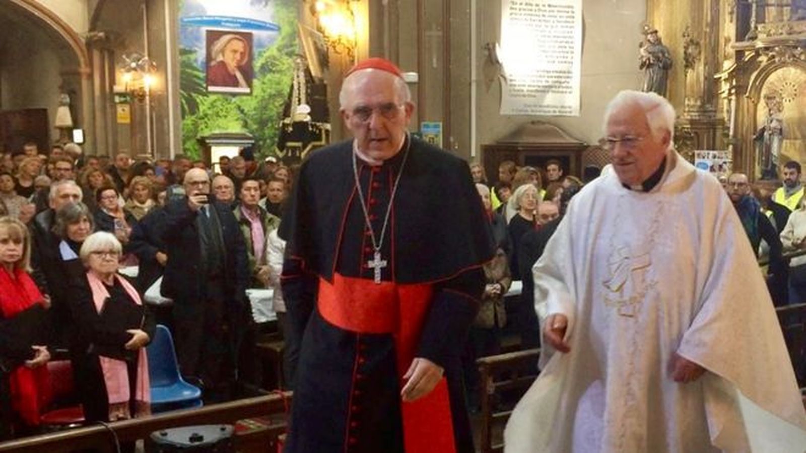 El padre Ángel y Osoro presiden el Día de los Abuelos en la iglesia de San Antón