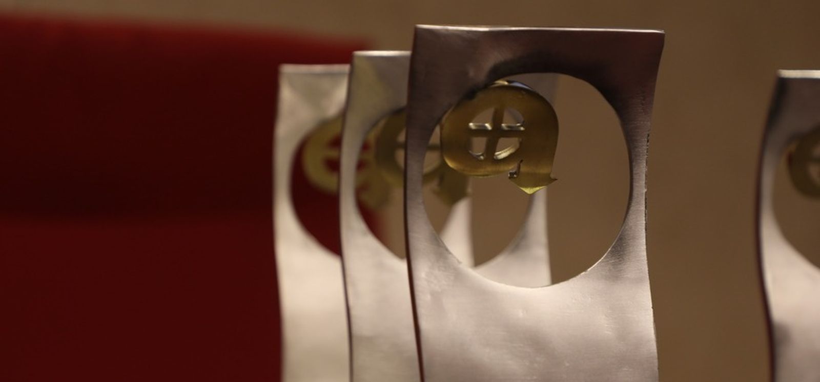 Estatuilla Premios ¡Bravo!