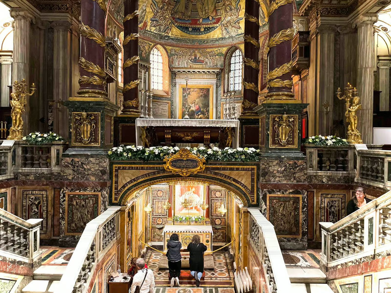 Interior de la Basílica de Santa María la Mayor. Roma.
