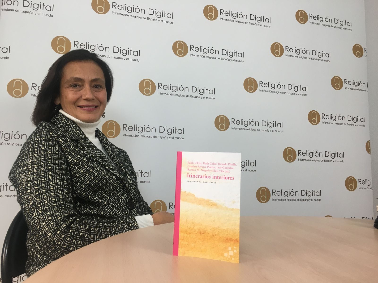 Cristina Álvarez e 'Itinerarios interiores', de Fragmenta Editorial