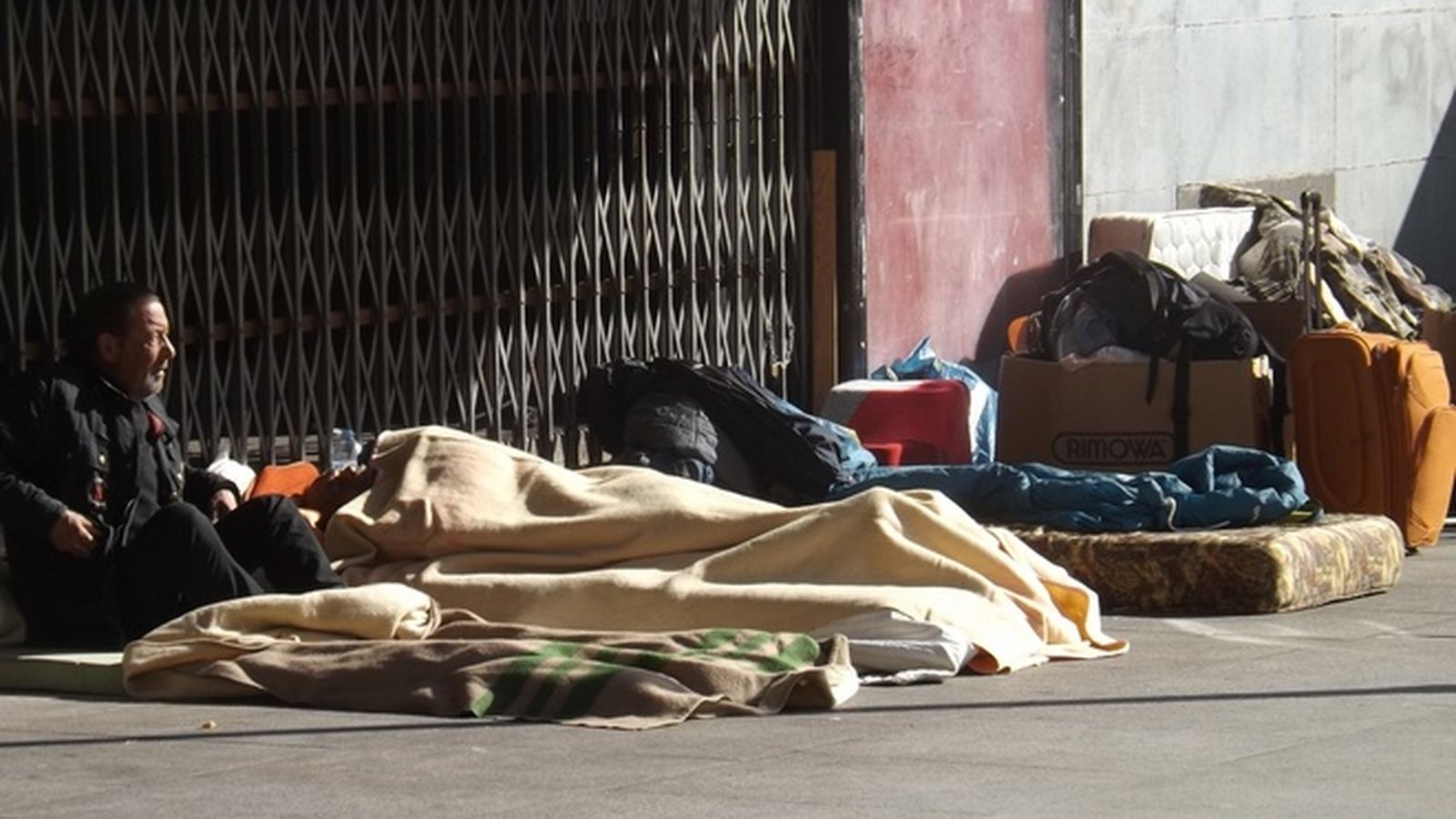 POBRES EN LA CALLE
