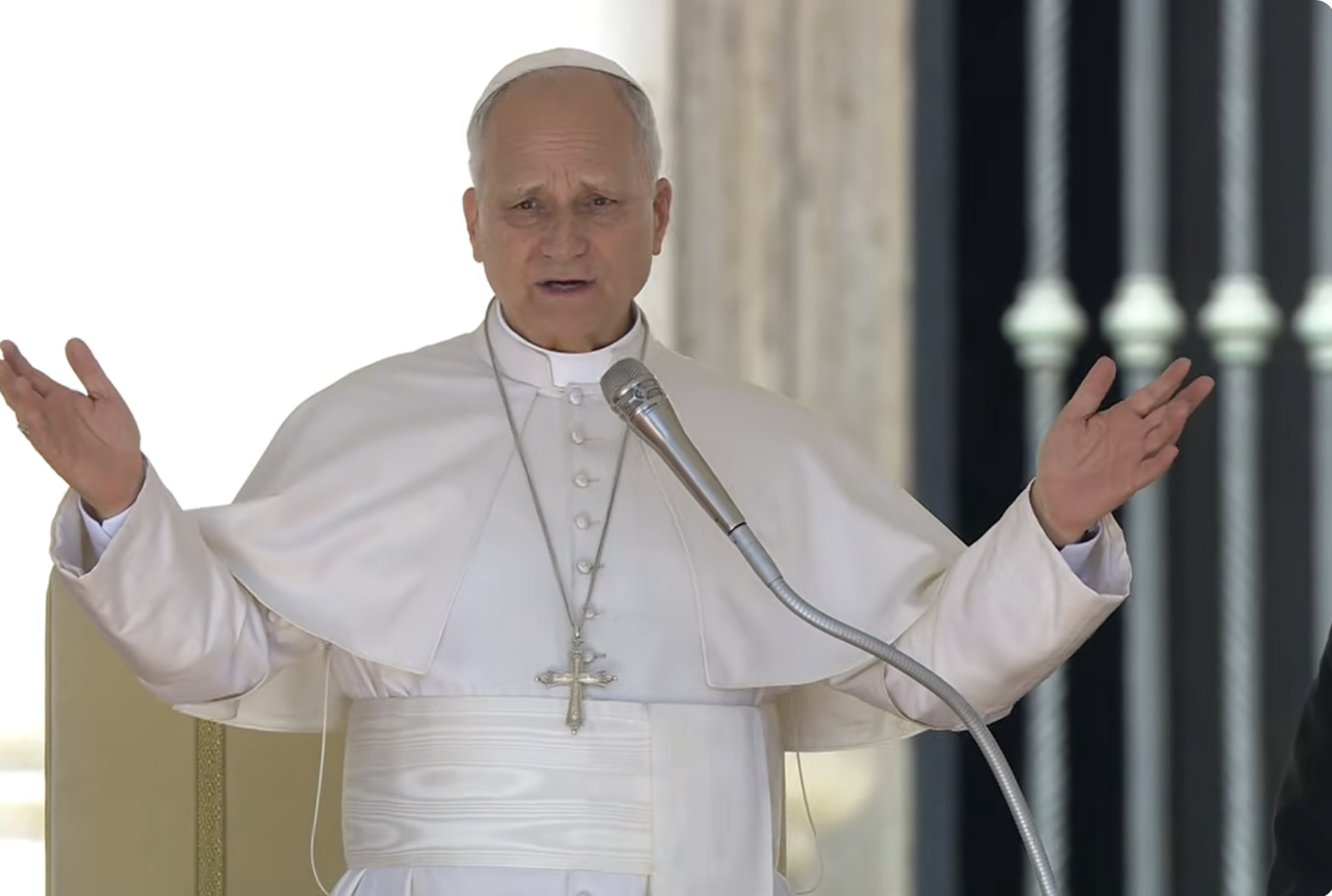 El Papa, al comienzo de la audiencia general