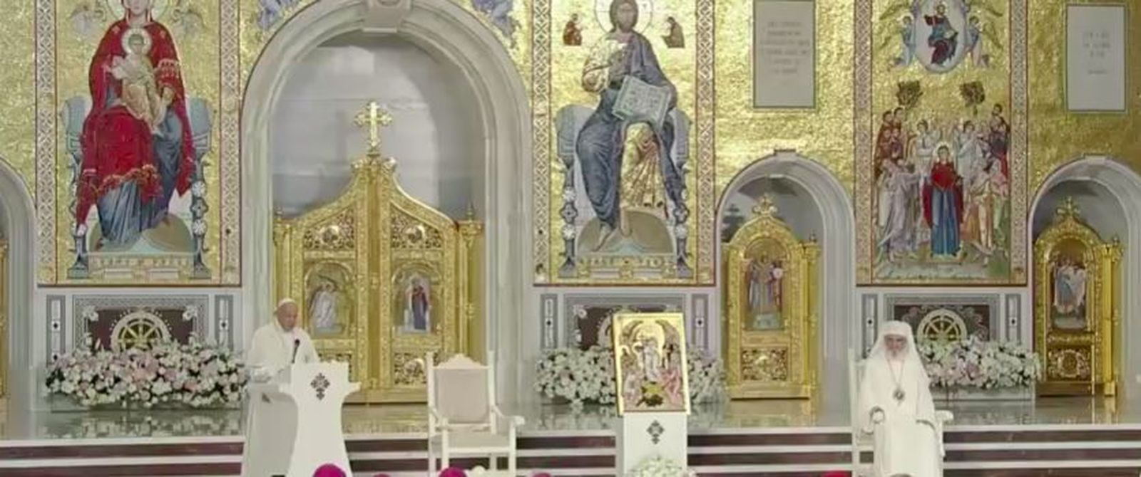 El Papa y Daniel, en la catedral ortodoxa