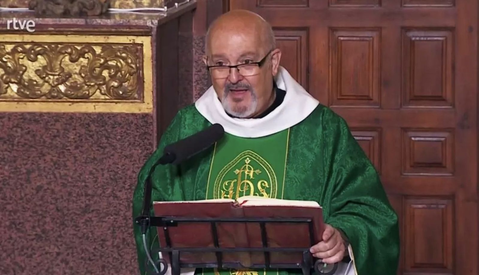 El sacerdote en la misa emitida el domingo por La2