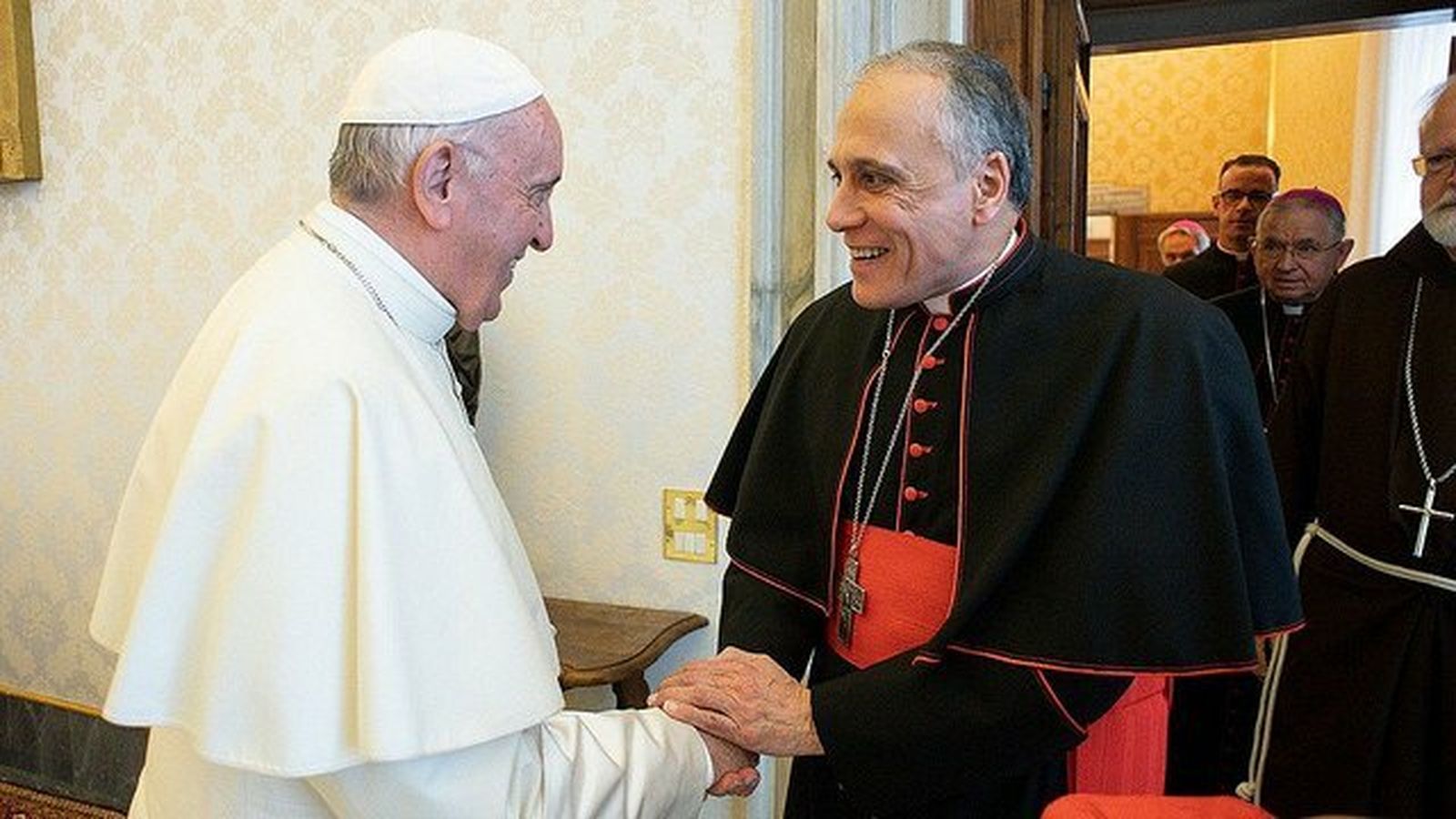 El cardenal DiNardo, con el Papa
