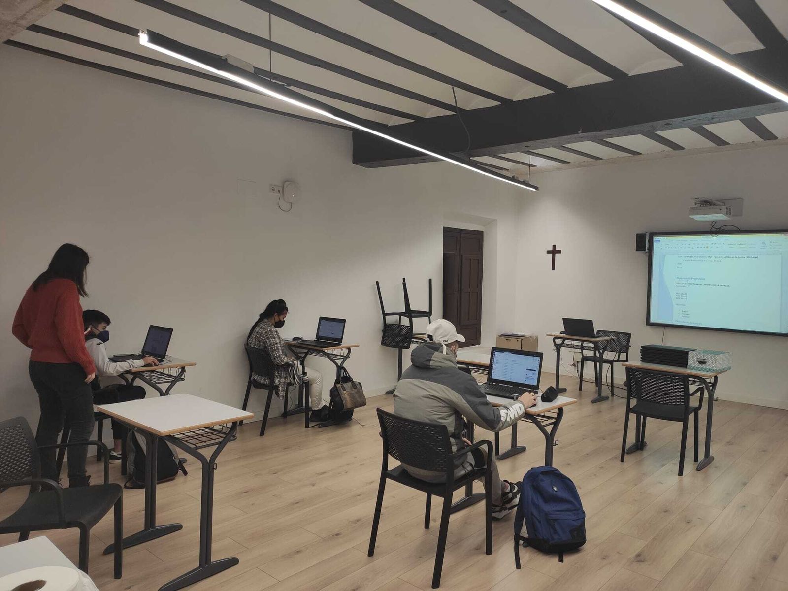 Formación contra la brecha digital de las personas en riesgo de exclusión