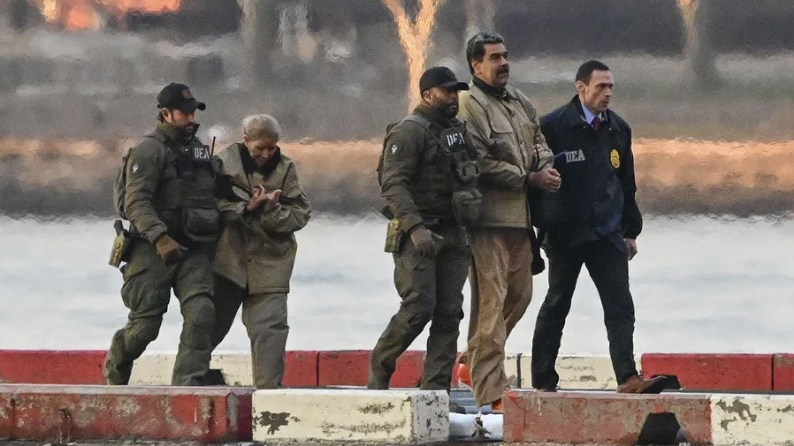 Maduro y su esposa, rumbo al tribunal en Nueva York