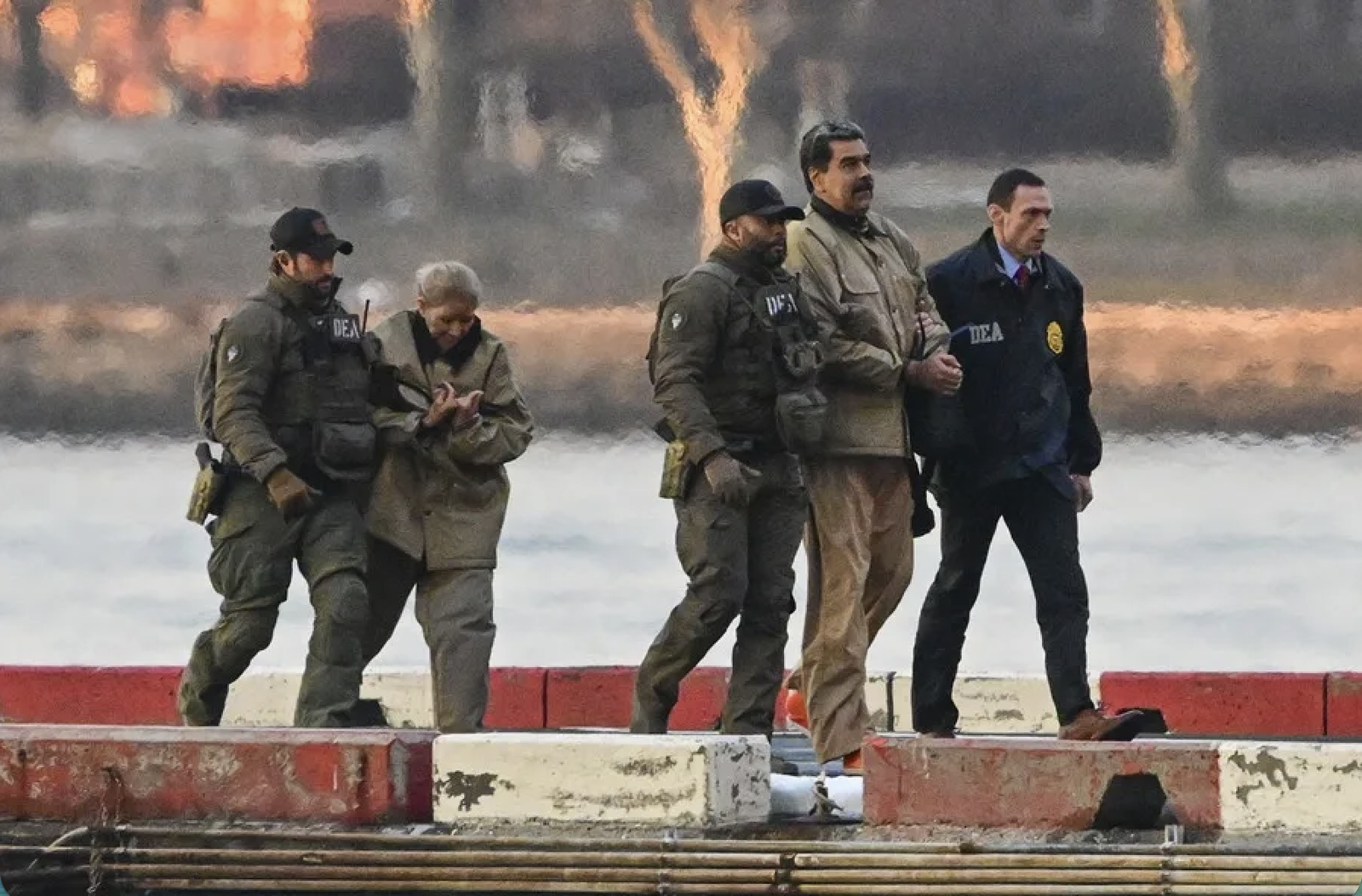 Maduro y su esposa, rumbo al tribunal en Nueva York