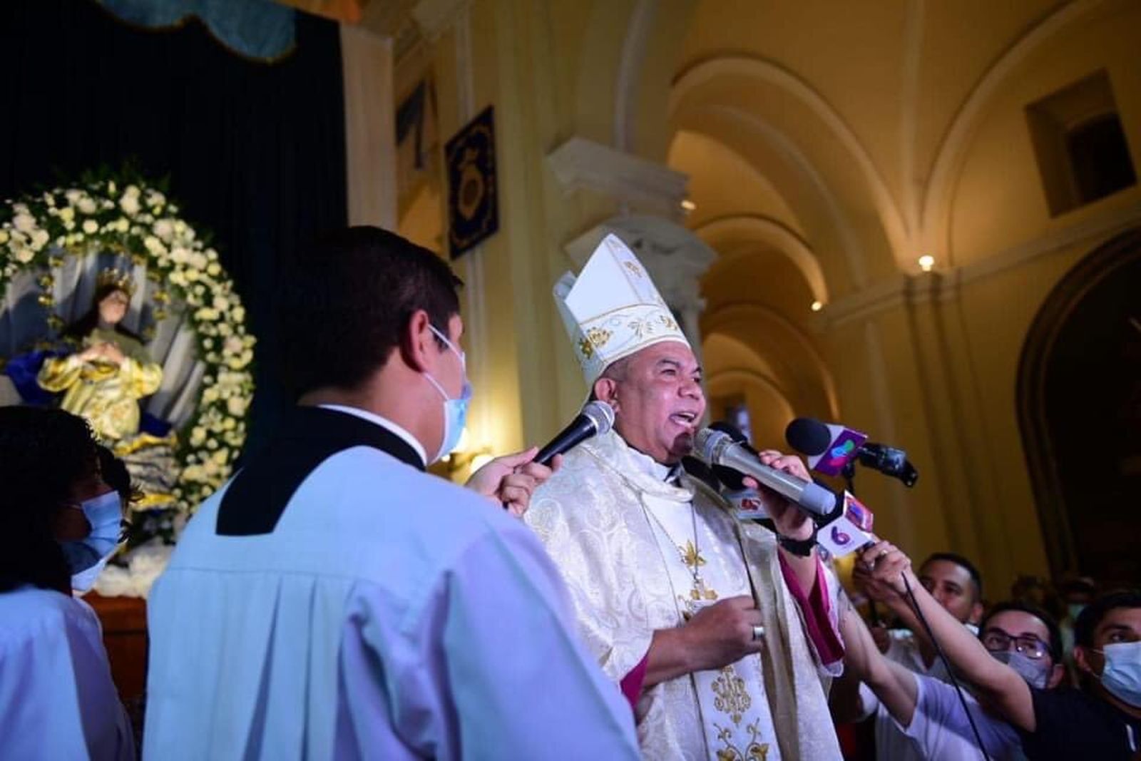 Celebración de la popular "gritería de penitencia" en Nicaragua