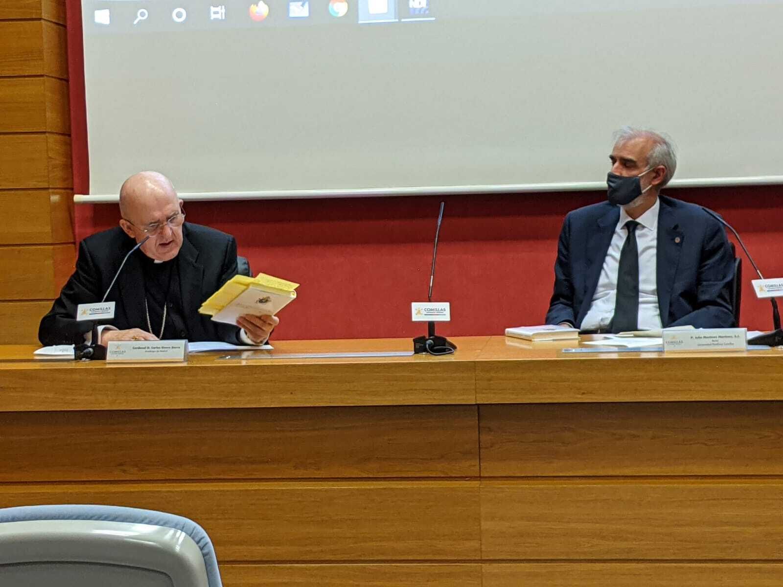 Osoro y Julio L. Martínez, sj.