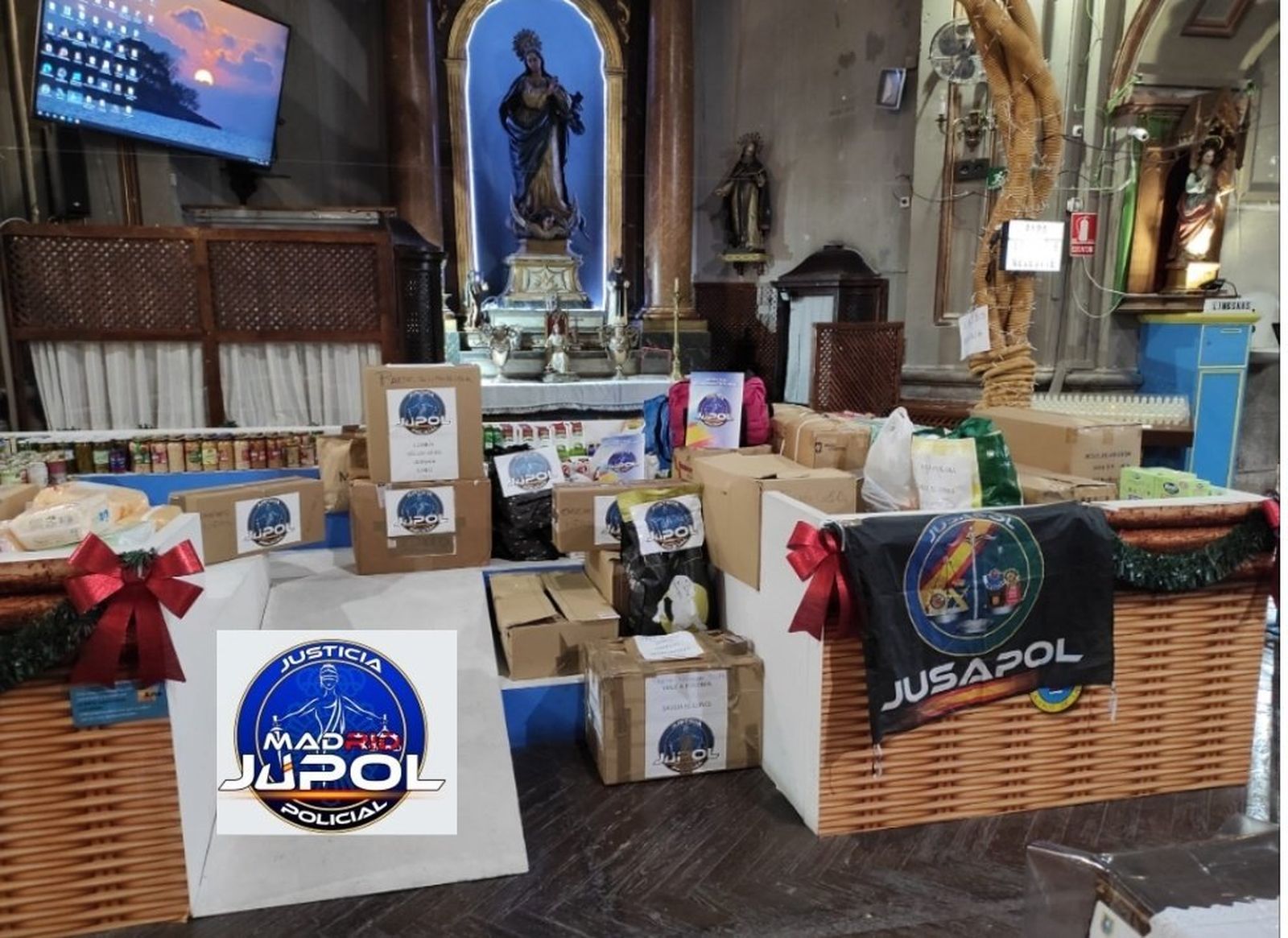 Mensajeros recibe a un autobús con 42 refugiados procedentes de Ucrania