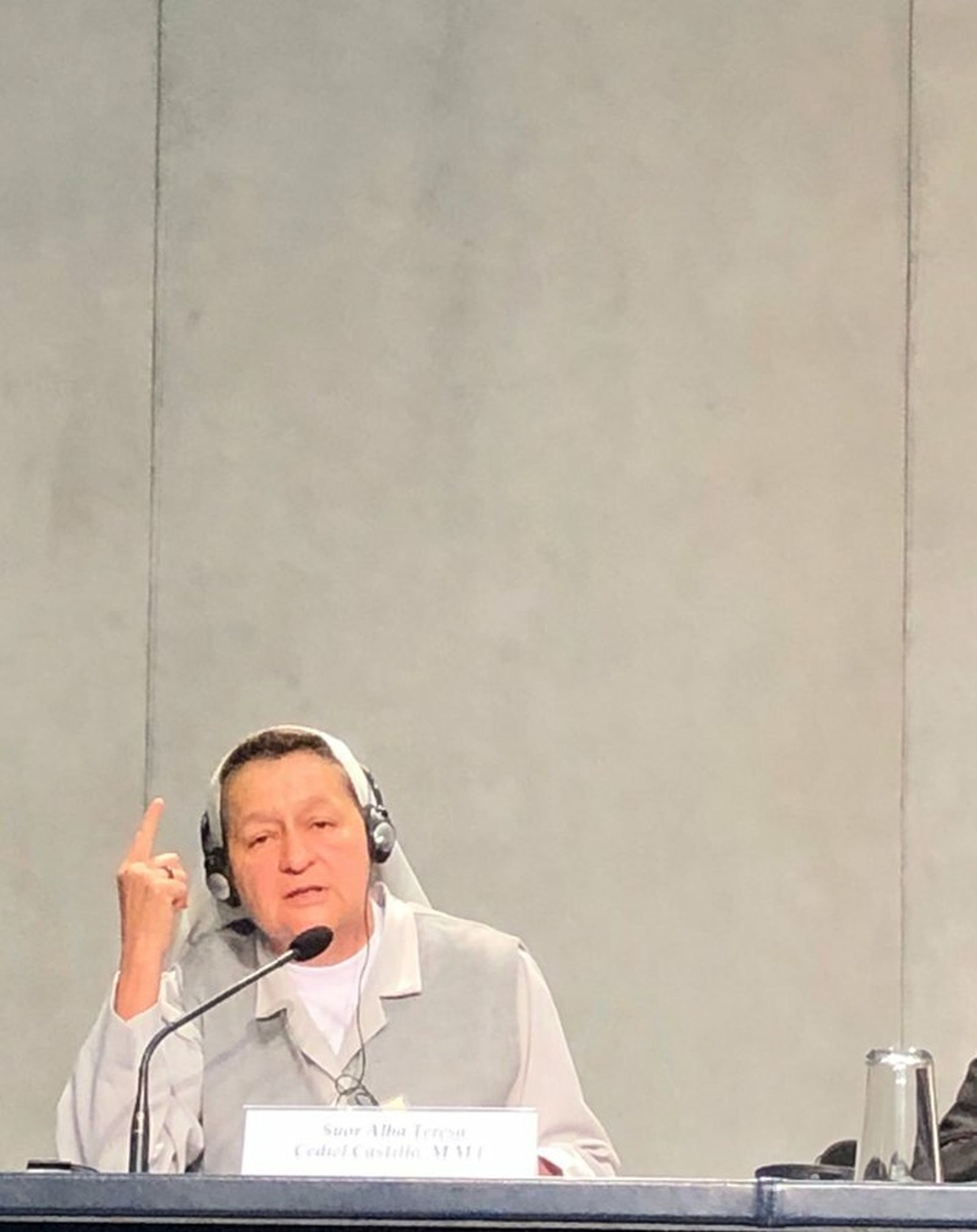 Una monja presente en el Sínodo asegura que en la Amazonía realiza bautizos, confiesa sin dar las absolución y es "testigo" del amor en bodas