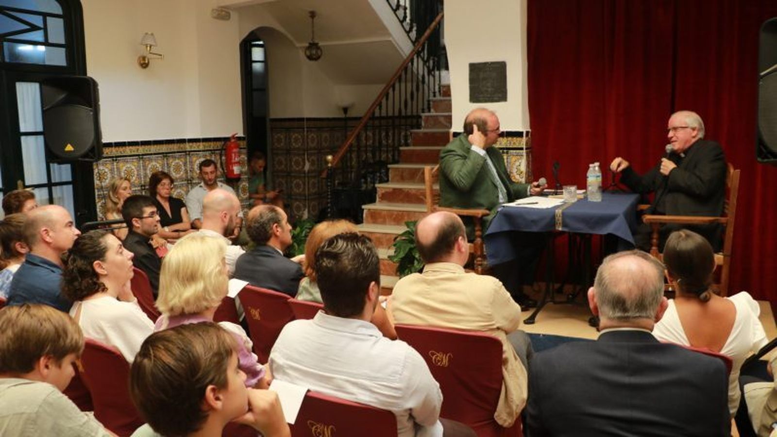 Saiz Meneses, con Navarro Antolín