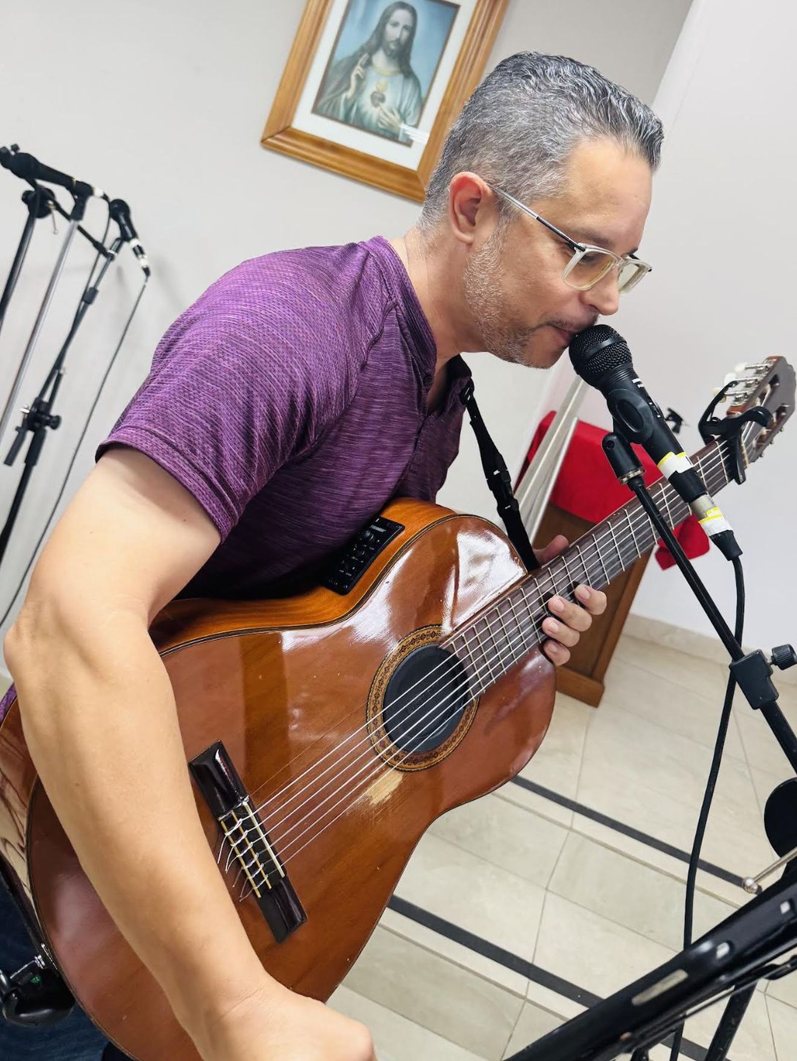 Músico en San Pedro apóstol