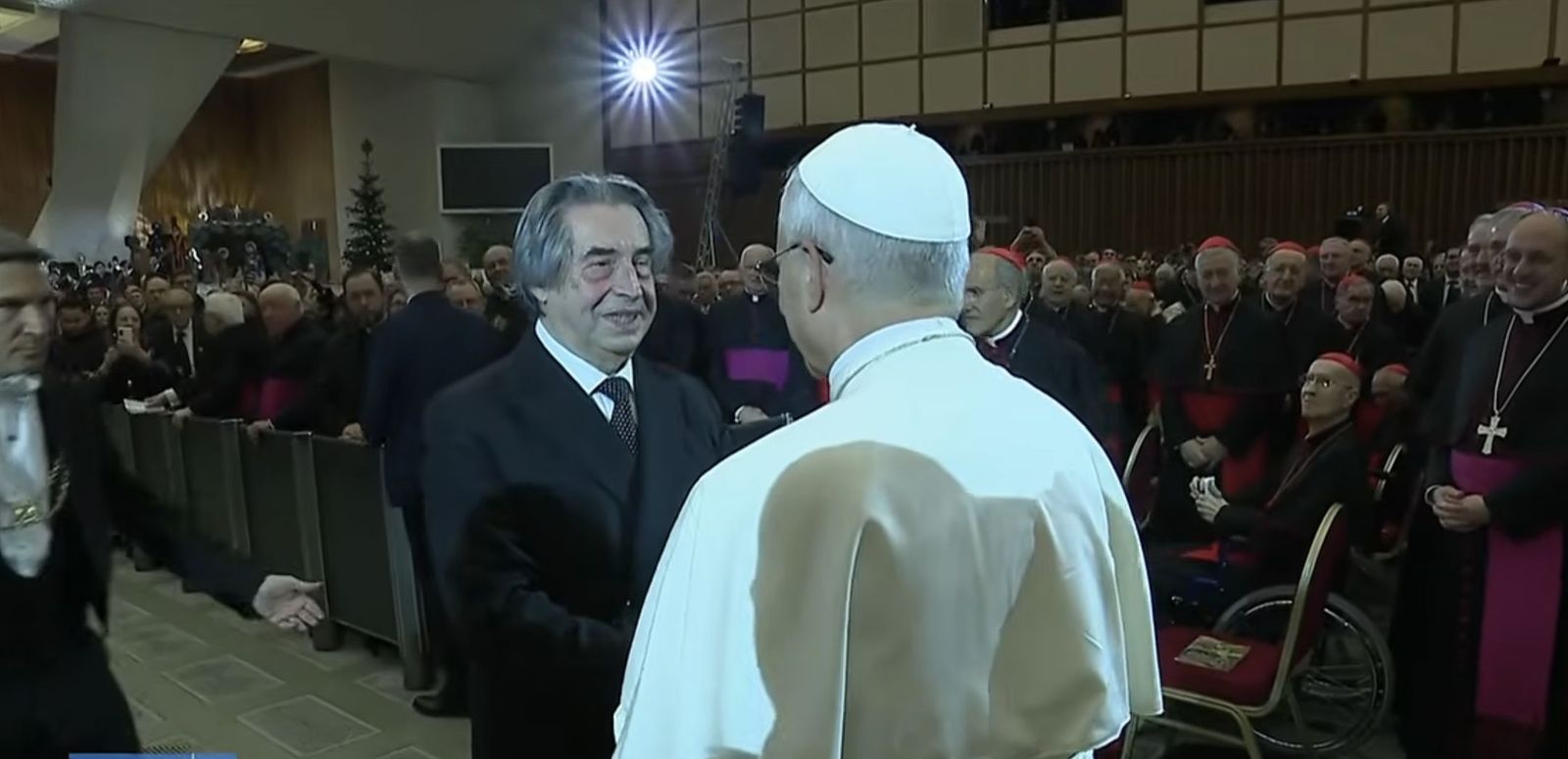 El Papa y Muti