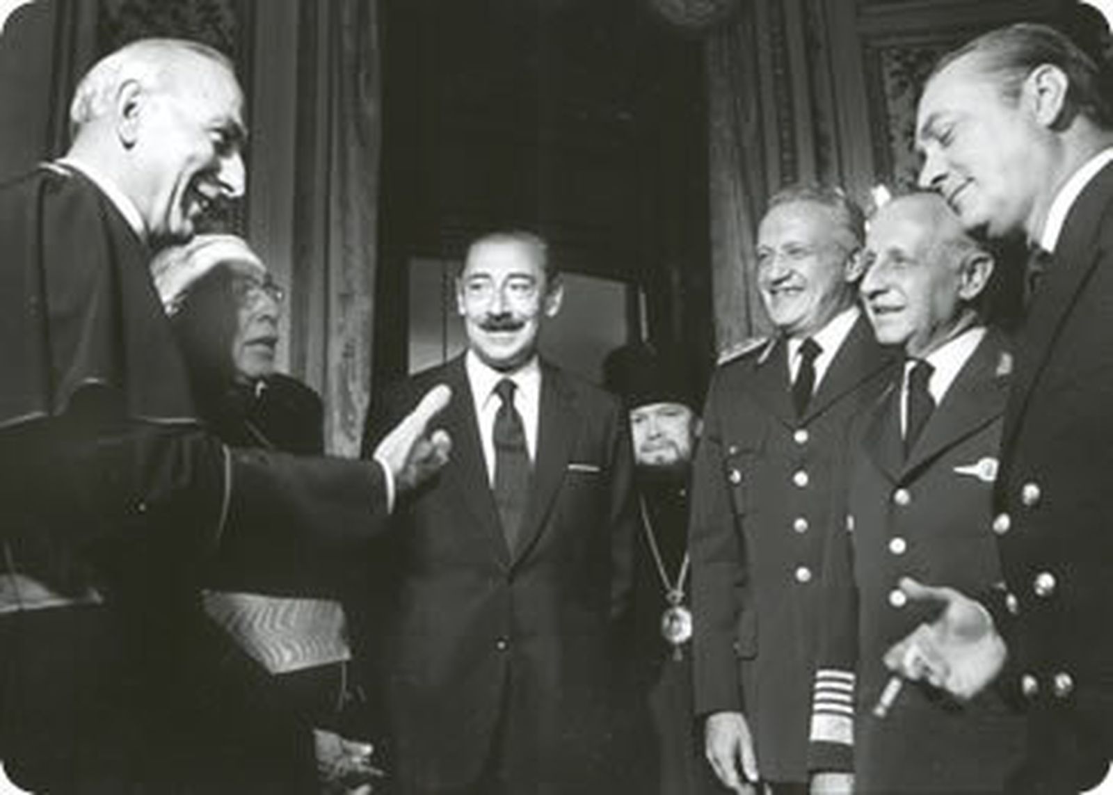 Pío Laghi con Videla y la junta militar argentina