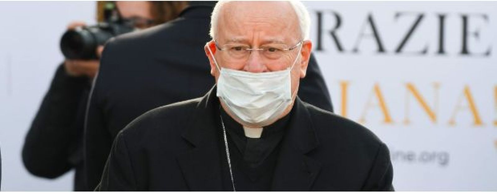 El cardenal Basseti, con neumonía bilateral a causa del coronavirus