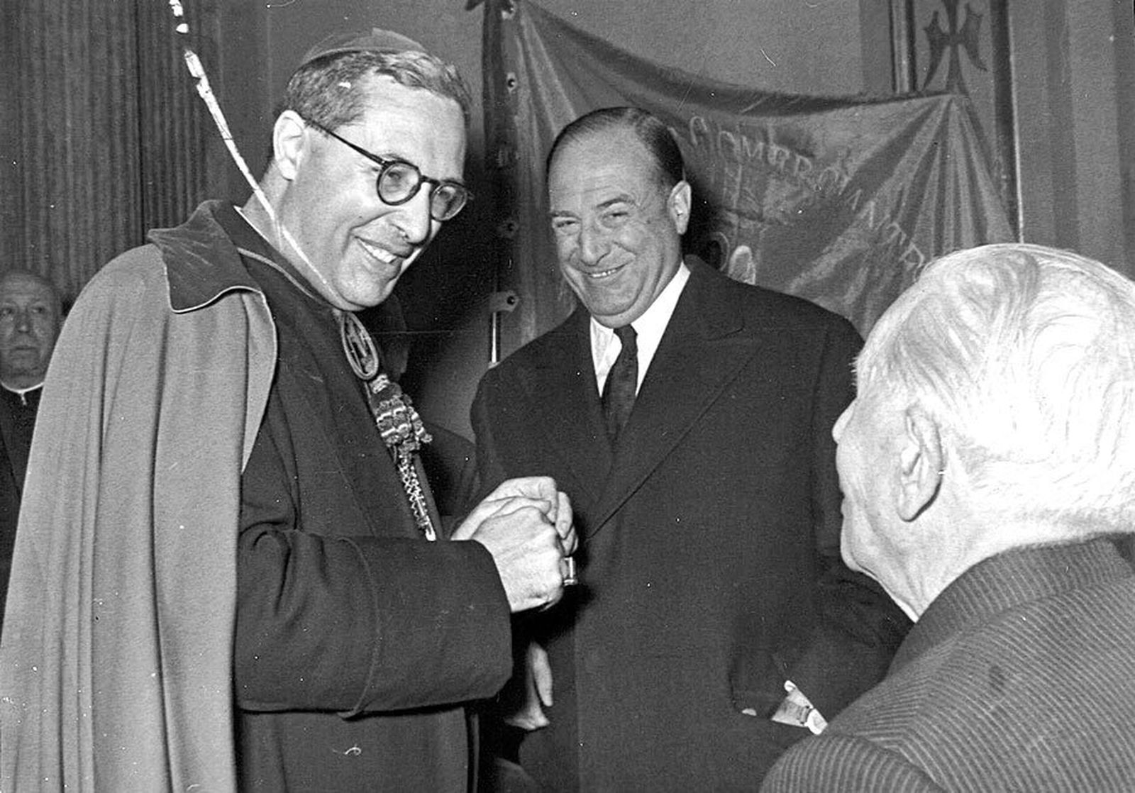 El cardenal Jubany sugirió a Martín Patiño que hiciera pública una reacción.